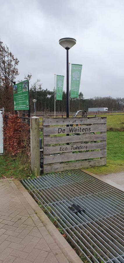 De Weitens cabanas verhuur Valkenswaard Exterior foto